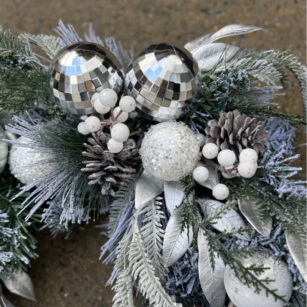 White & Silver Holiday Wreath